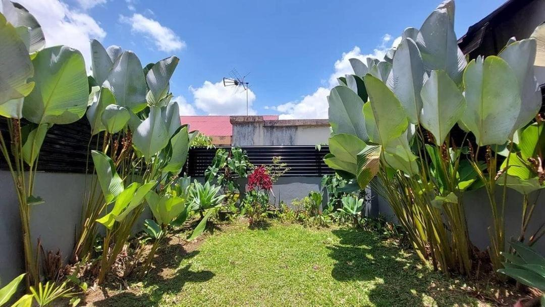 Al Barra Syariah Hotel Bukittinggi Bagian luar foto